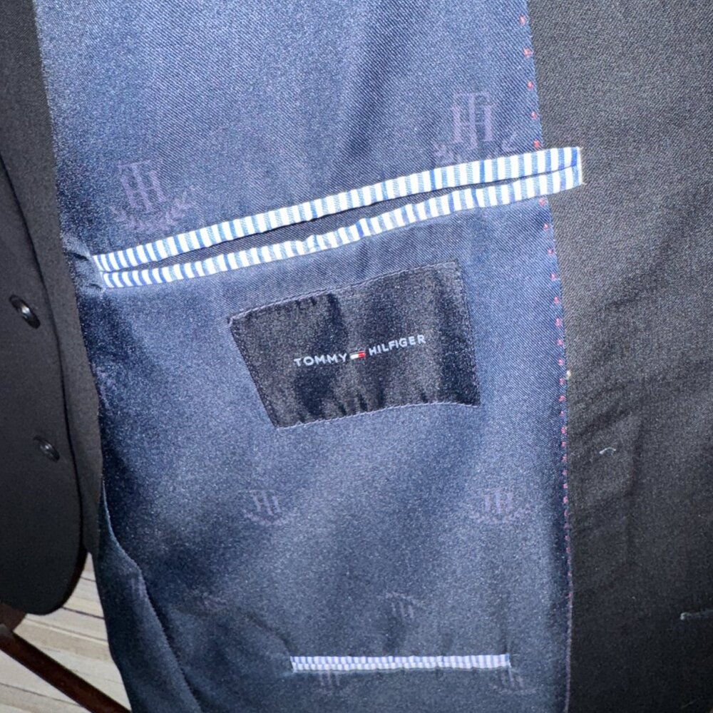 Men's Performance Black Solid Suit - image 2